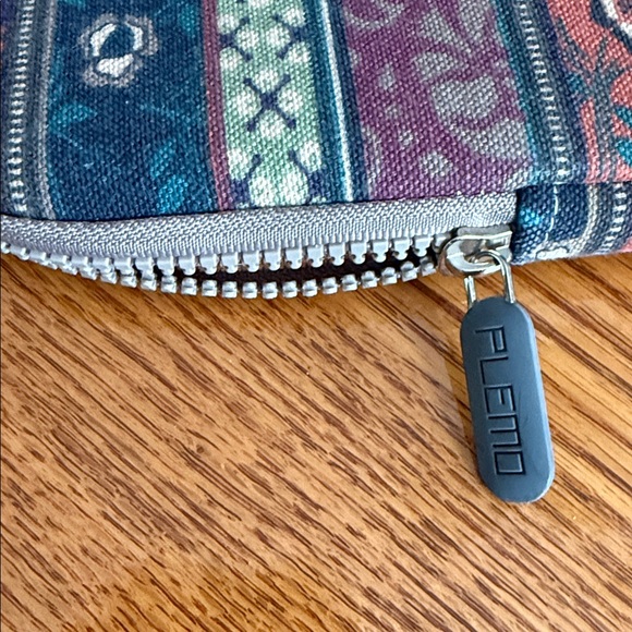 Colorful Patterned Zipper Tablet Pouch - Picture 3 of 4